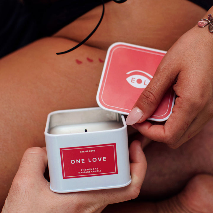 One Love Pheromones Massage Candle